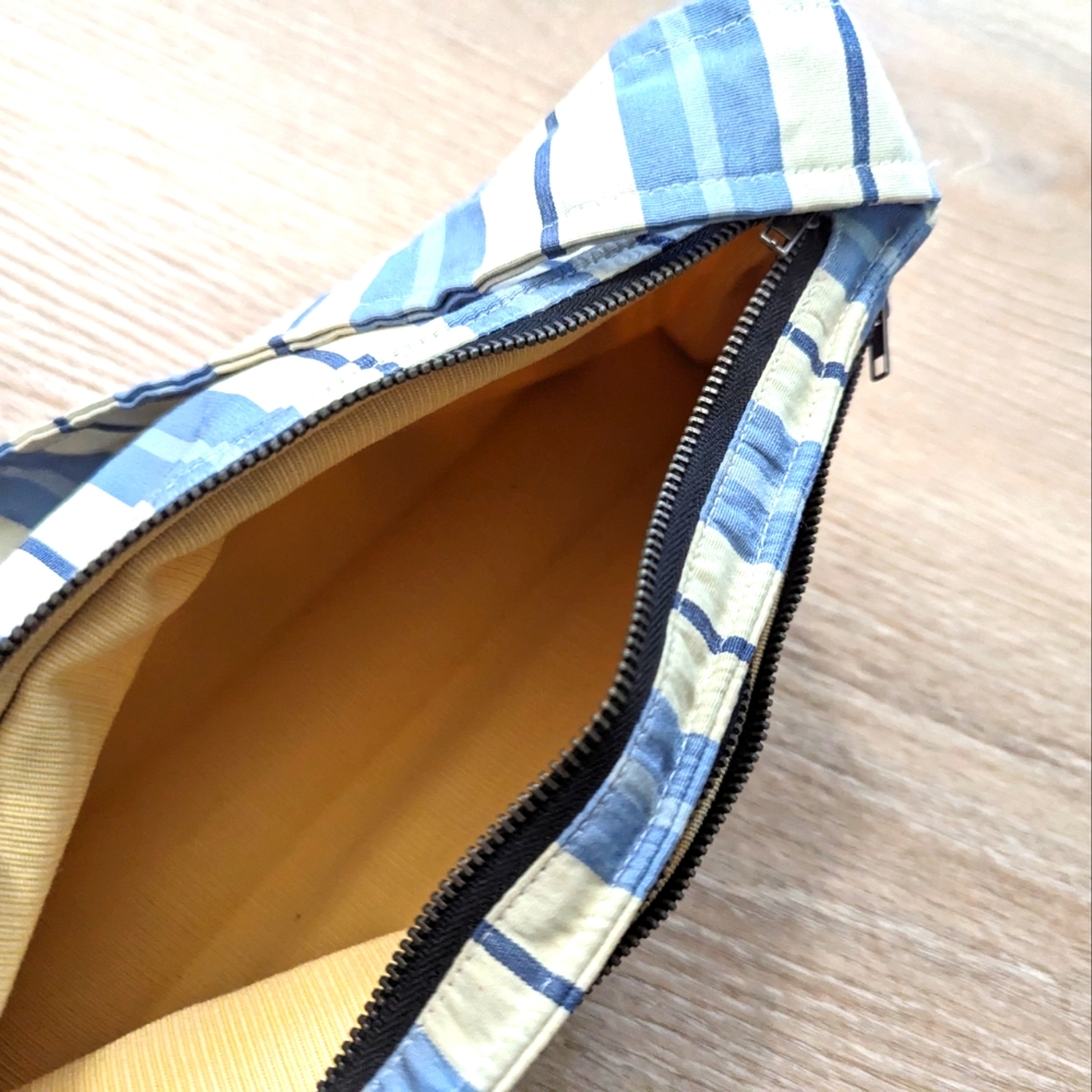 1154 Lill custom purse - Picture 4 of 4